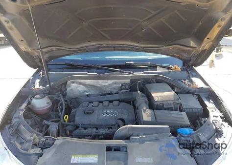 2018 Audi Q3 2.0T Premium/2.0T Sport Premium z USA, uszkodzony, nr VIN WA1BCCFS2JR011275